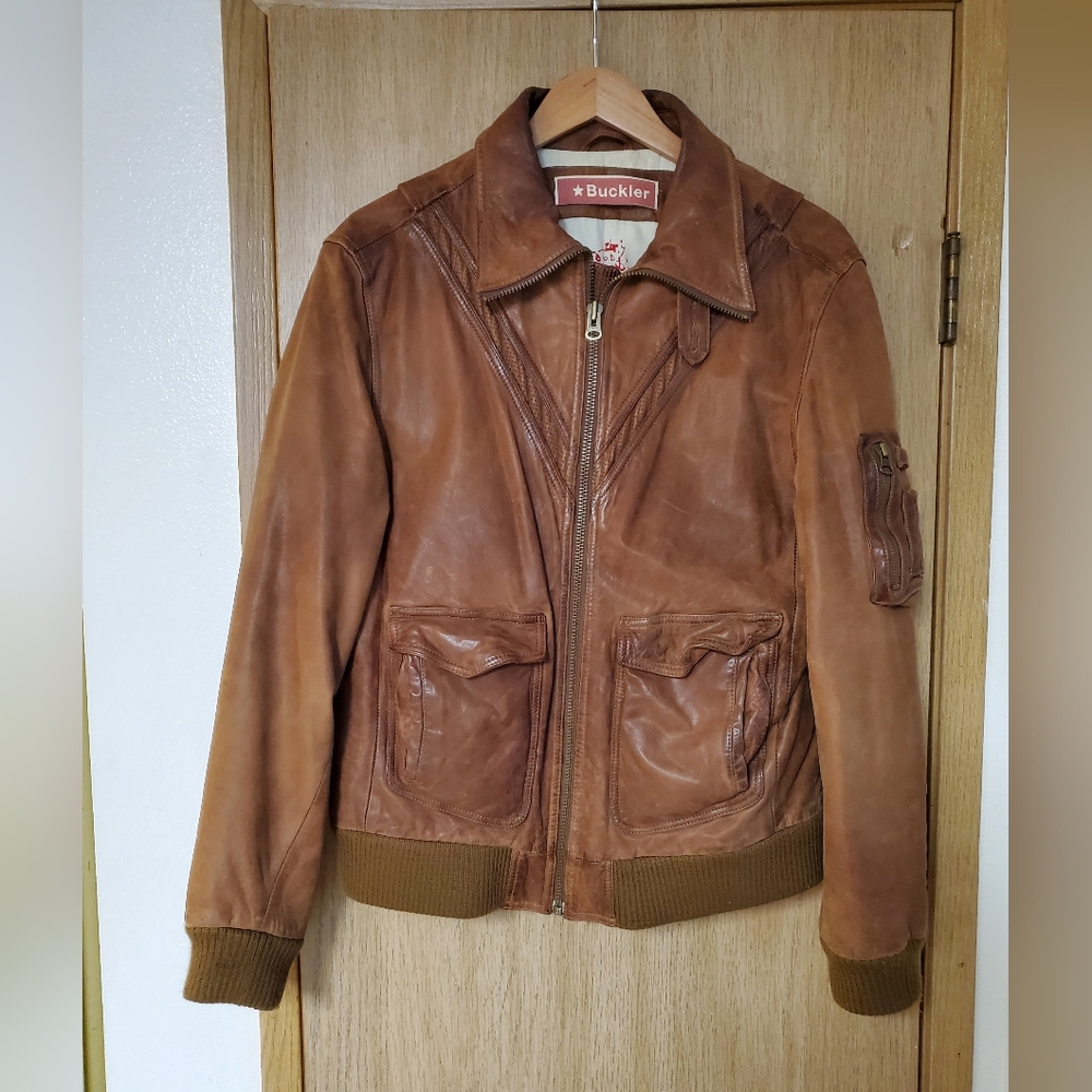 Buckler mens leather jacket size L